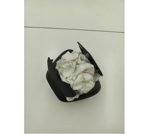 Подушка безопасности водителя