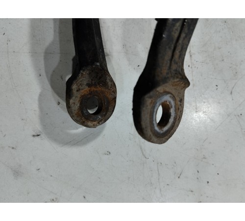 Кронштейн (вилка) амортизатора передний правый