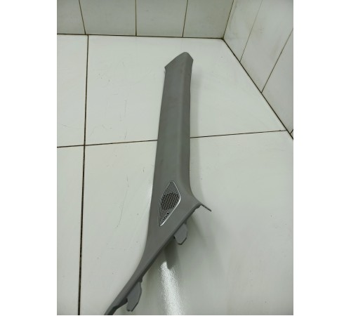 Обшивка стойки лобового стекла правая