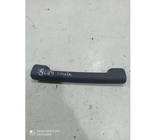 Ручка обшивки крышки багажника