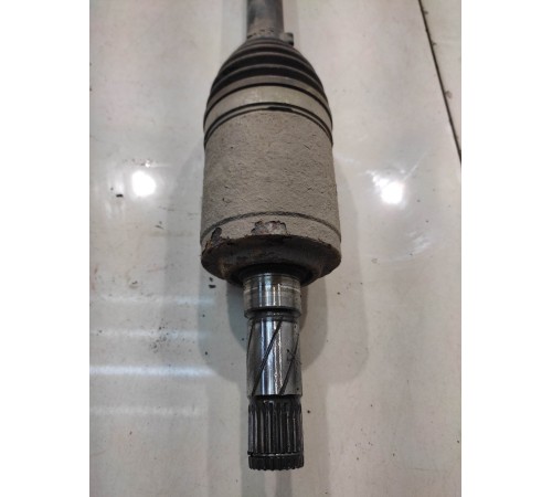 Привод (полуось) (задний, правый)