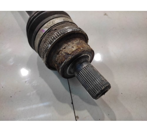 Привод (полуось) (задний, правый)