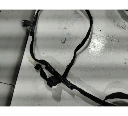 Электропроводка крышки багажника