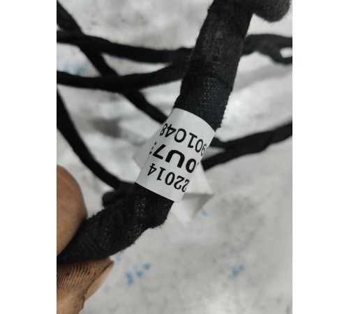 Электропроводка крышки багажника