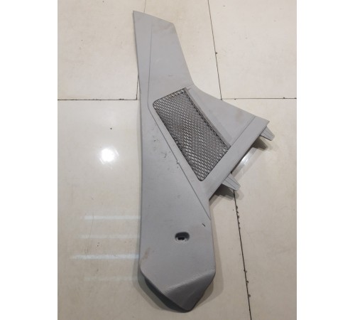 Обшивка салона (правая)