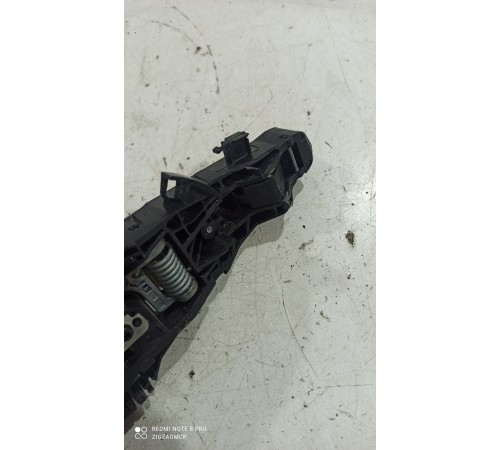 Ручка двери (передняя правая внешняя)