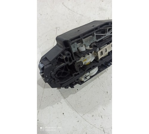 Ручка двери (передняя правая внешняя)