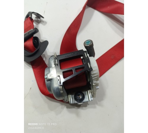 Ремень безопасности задний правый