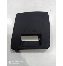 Накладка (крышка) блока предохранителей