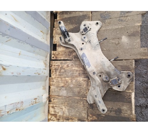 Балка подвески (подрамник) передняя