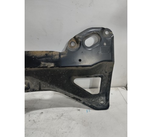 Кронштейн переднего подрамника балки