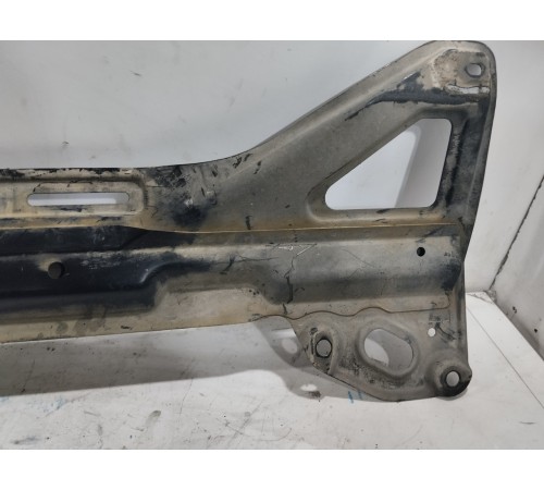 Кронштейн переднего подрамника балки