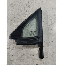 Форточка двери передняя левая