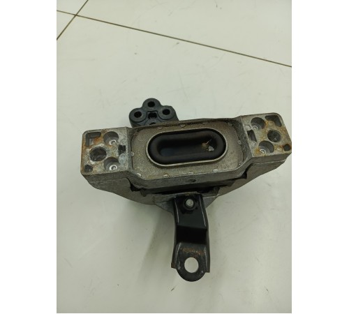 Опора двигателя правая