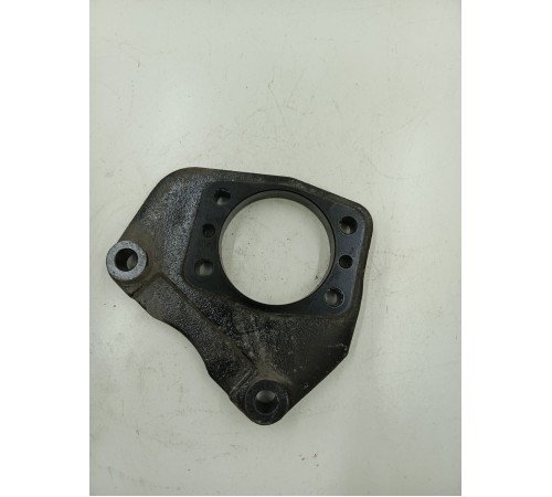 Кронштейн ступицы задний левый