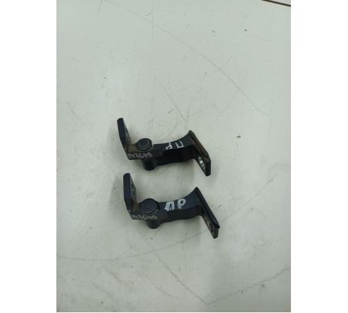 Комплект петель двери задней правой