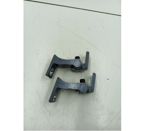 Комплект петель двери задней правой