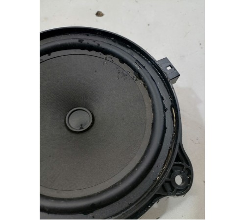 Динамик двери задний