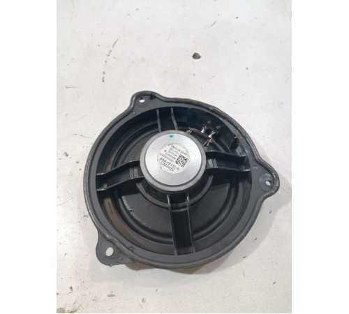 Динамик двери задний