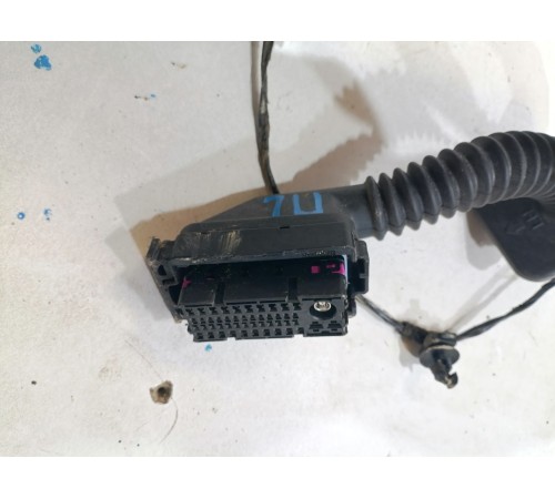 Электропроводка двери передняя левая