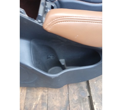 Обшивка двери задняя правая