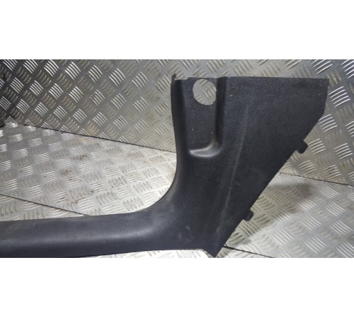 Накладка на порог салона перед. лев.