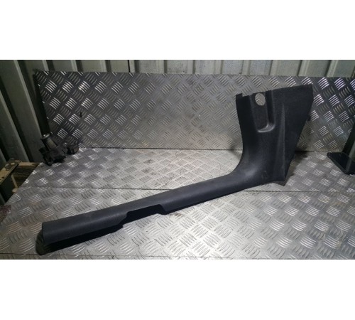 Накладка на порог салона перед. лев.