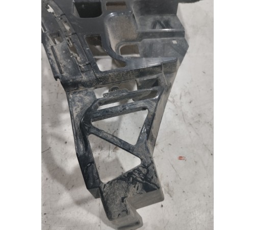 Кронштейн(крепление) заднего бампера левый