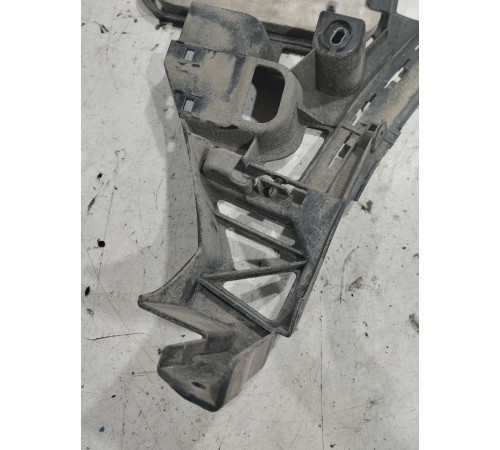 Кронштейн(крепление) заднего бампера левый