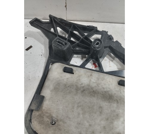 Кронштейн(крепление) заднего бампера левый