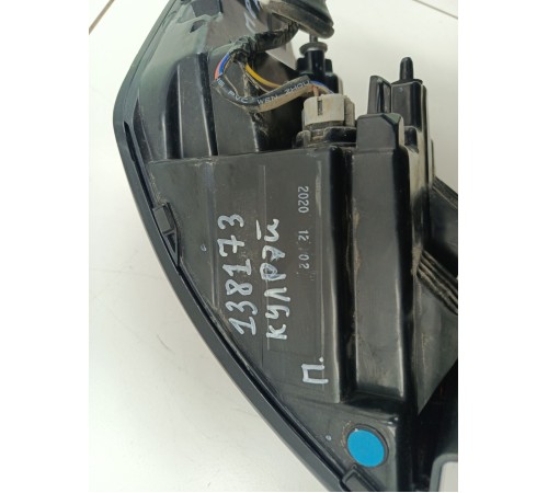 Фонарь задний правый