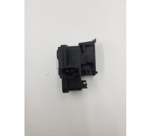 Замок лючка топливного бака