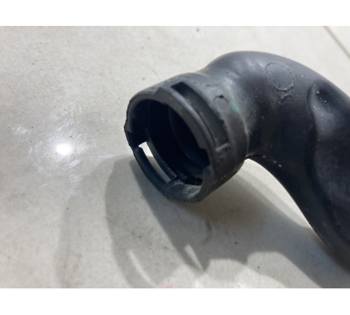 Трубка картерных газов