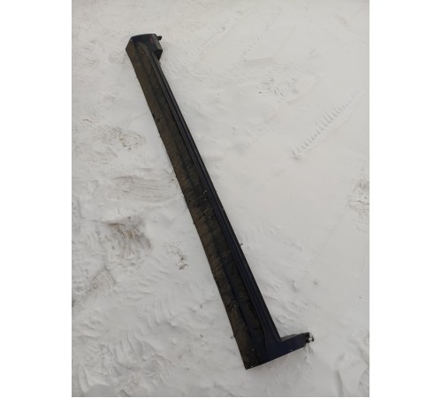 Накладка порога левая