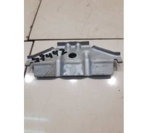 Прижимная планка аккумулятора