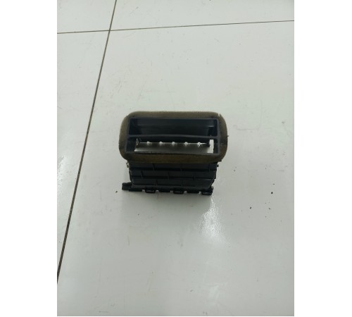 Воздушный дефлектор левый