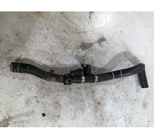 Патрубок охлаждения