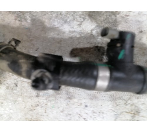 Патрубок охлаждения