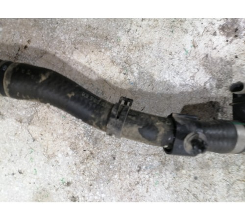 Патрубок охлаждения