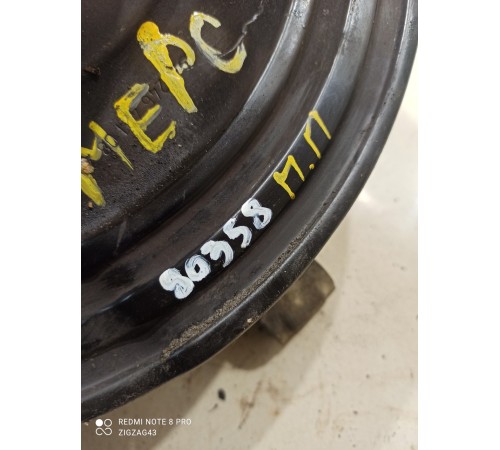 Поворотный кулак(передний правый)