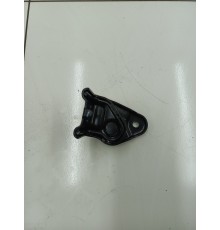 Кронштейн крепление заднего ряда сидений правый