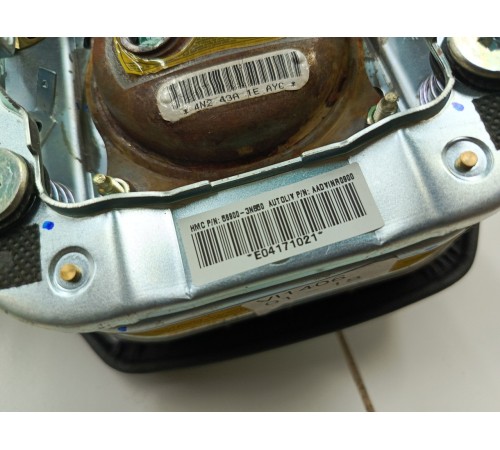 Подушка безопасности водителя