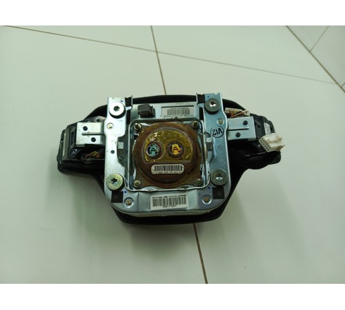 Подушка безопасности водителя