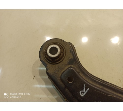 Рычаг подвески (задний, правый)