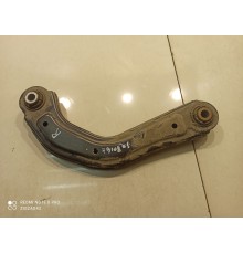 Рычаг подвески (задний, правый)