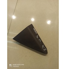 Уголок двери (задний, правый)