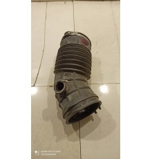 Шланг (патрубок) воздушного фильтра левый