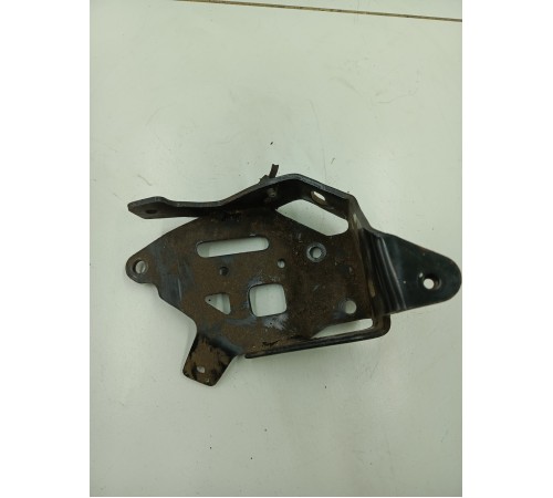 Кронштейн крепление рамы