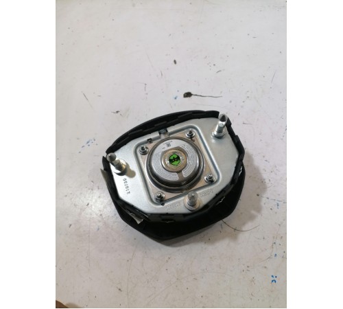 Подушка безопасности водителя