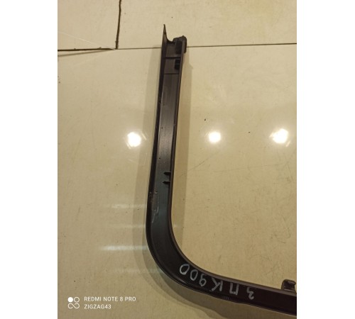 Накладка двери(задняя правая)